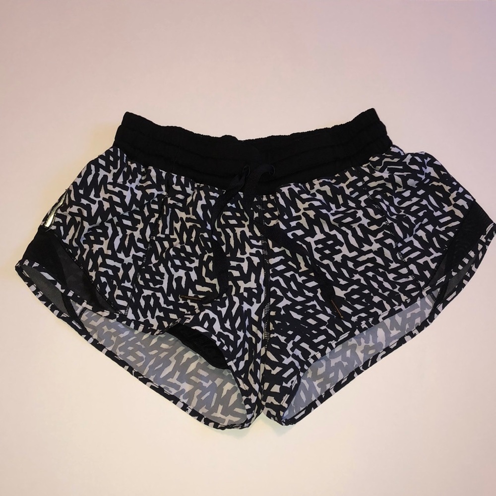 Lululemon gotta hot shorts